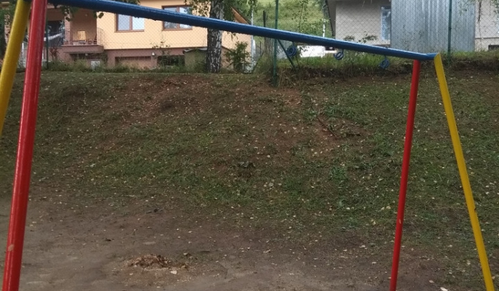 Detské ihrisko po úprave